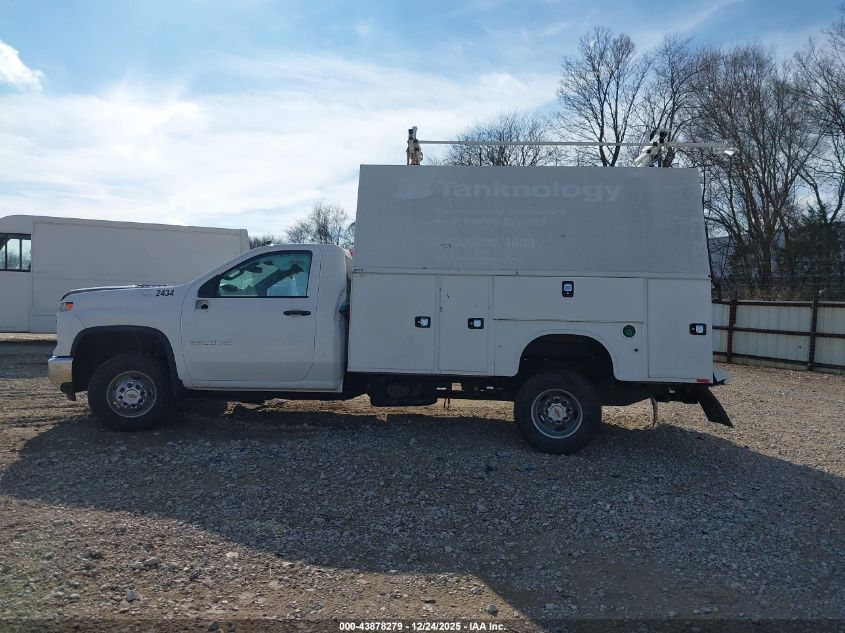 2024 Chevrolet Silverado 3500Hd Chassis Work Truck VIN: 1GB3WREY7RF277533 Lot: 43878279