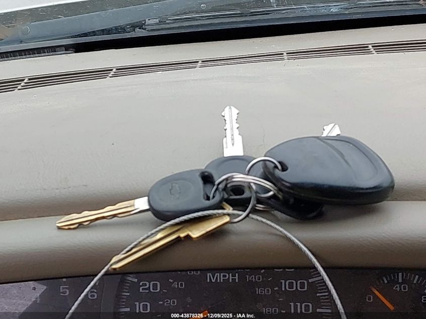 2005 Chevrolet Silverado 1500 Z71 VIN: 2GCEK13T151333248 Lot: 43878326