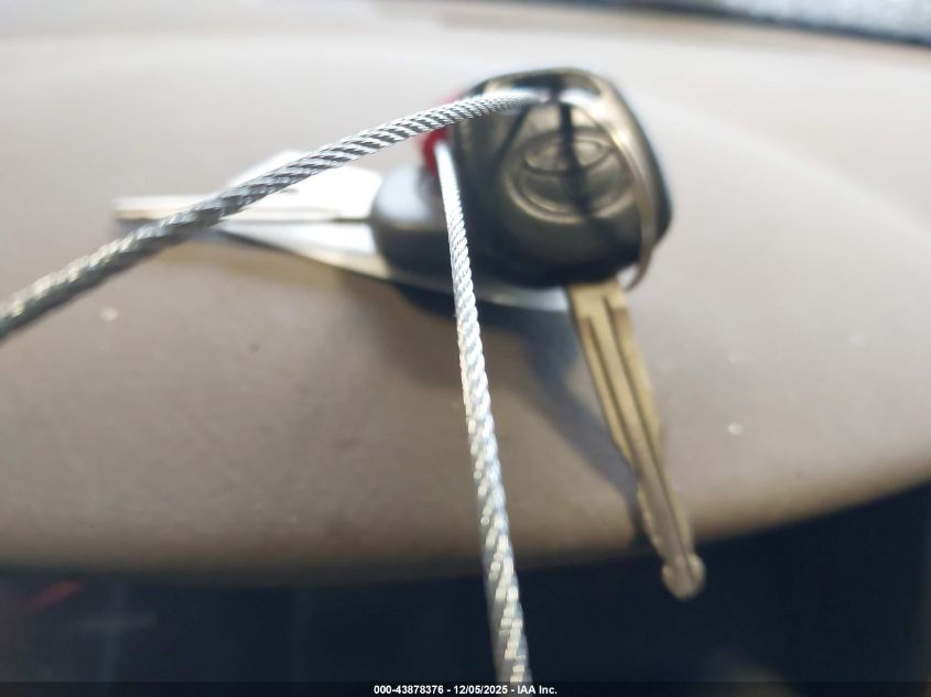 2005 Toyota Corolla Ce VIN: 2T1BR32E15C470009 Lot: 43878376