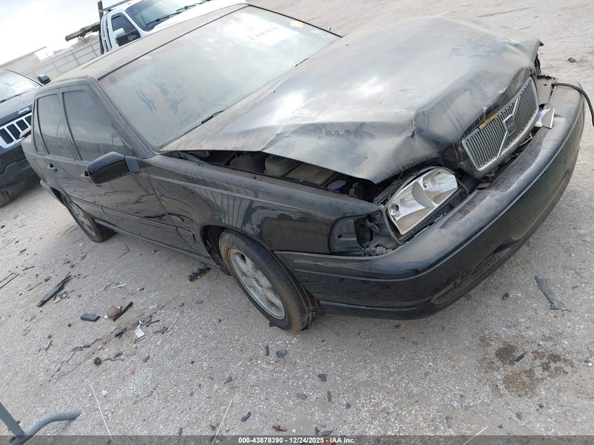 YV1LS5539W2428471 1998 Volvo S70 Gtas/Gtms auction photo 1