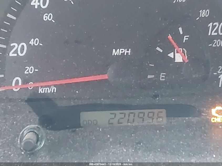 2002 Toyota Camry Le VIN: 4T1BE32K22U016069 Lot: 43878443