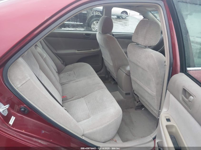 2002 Toyota Camry Le VIN: 4T1BE32K22U016069 Lot: 43878443