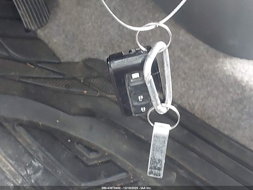 2005 Toyota Prius VIN: JTDKB20U153121725 Lot: 43878450