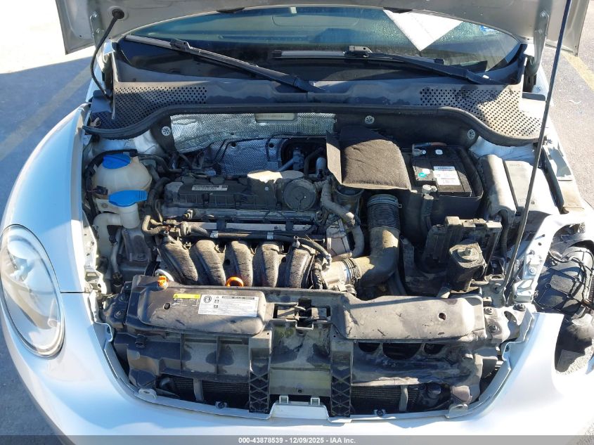 2013 Volkswagen Beetle 2.5L VIN: 3VW5X7AT4DM803364 Lot: 43878539