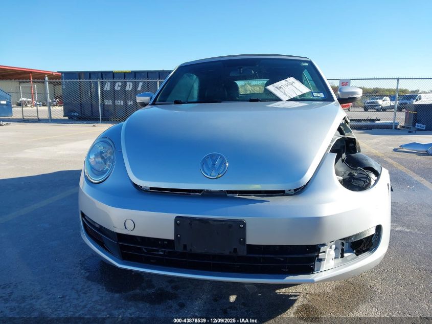 2013 Volkswagen Beetle 2.5L VIN: 3VW5X7AT4DM803364 Lot: 43878539
