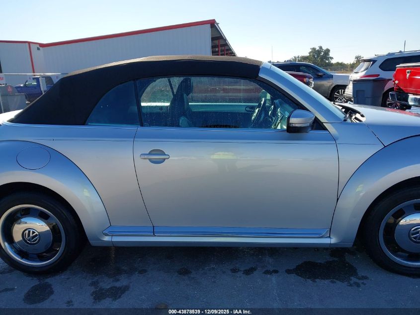 2013 Volkswagen Beetle 2.5L VIN: 3VW5X7AT4DM803364 Lot: 43878539