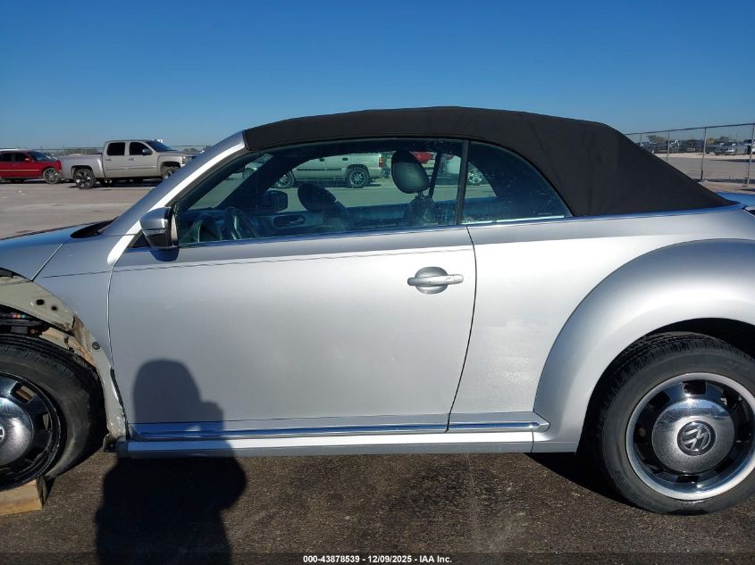 2013 Volkswagen Beetle 2.5L VIN: 3VW5X7AT4DM803364 Lot: 43878539