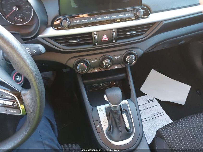 2020 Kia Forte Lxs VIN: 3KPF24AD9LE175131 Lot: 43878564