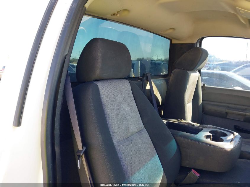 2008 GMC Sierra 1500 Work Truck VIN: 1GTEC14C68Z900223 Lot: 43878583