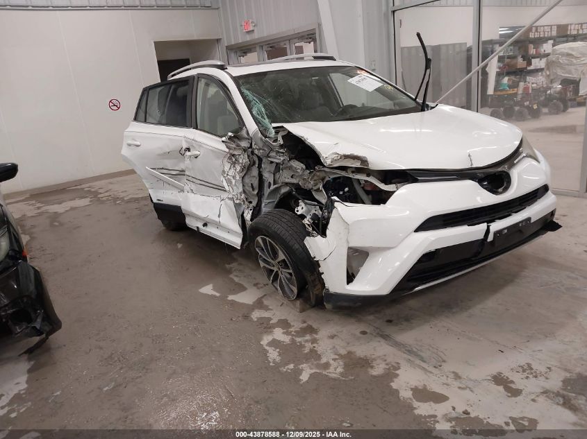 TOYOTA RAV4 HYBRID XLE