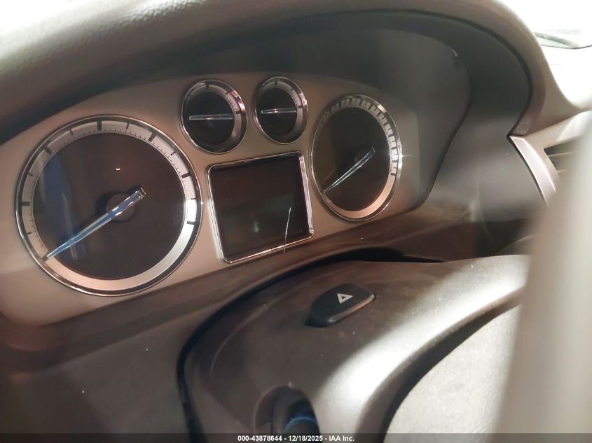 2010 Cadillac Escalade Standard VIN: 1GYUKAEF8AR101759 Lot: 43878644