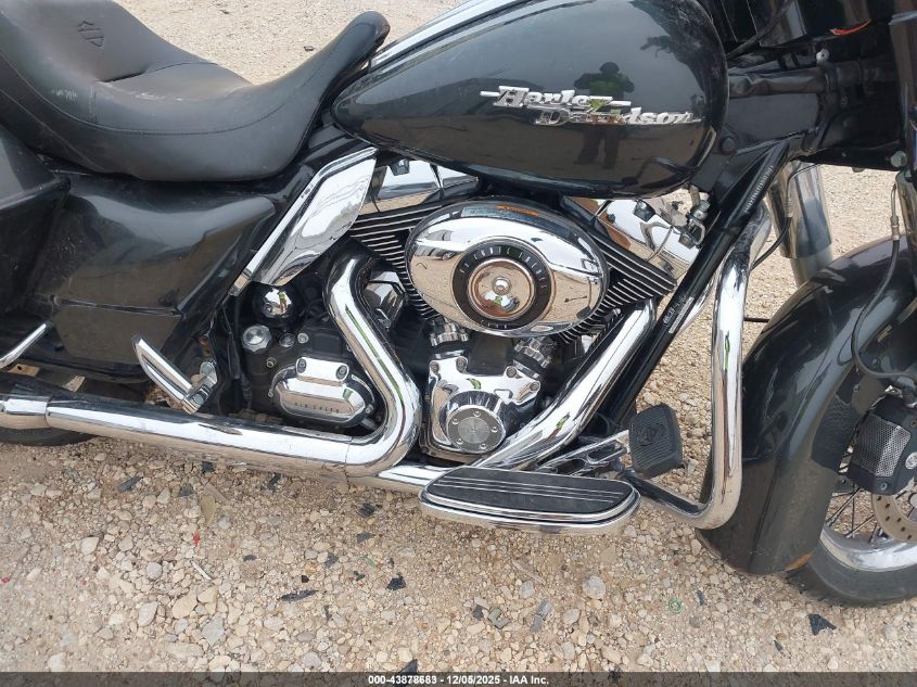 2009 Harley-Davidson Flhx VIN: 1HD1KB41X9Y624494 Lot: 43878683