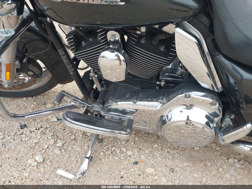 2009 Harley-Davidson Flhx VIN: 1HD1KB41X9Y624494 Lot: 43878683