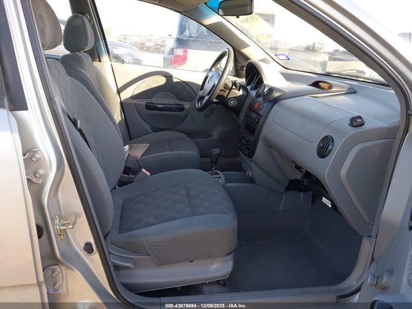 KL1TD52635B296537 2005 CHEVROLET AVEO photo no. 5
