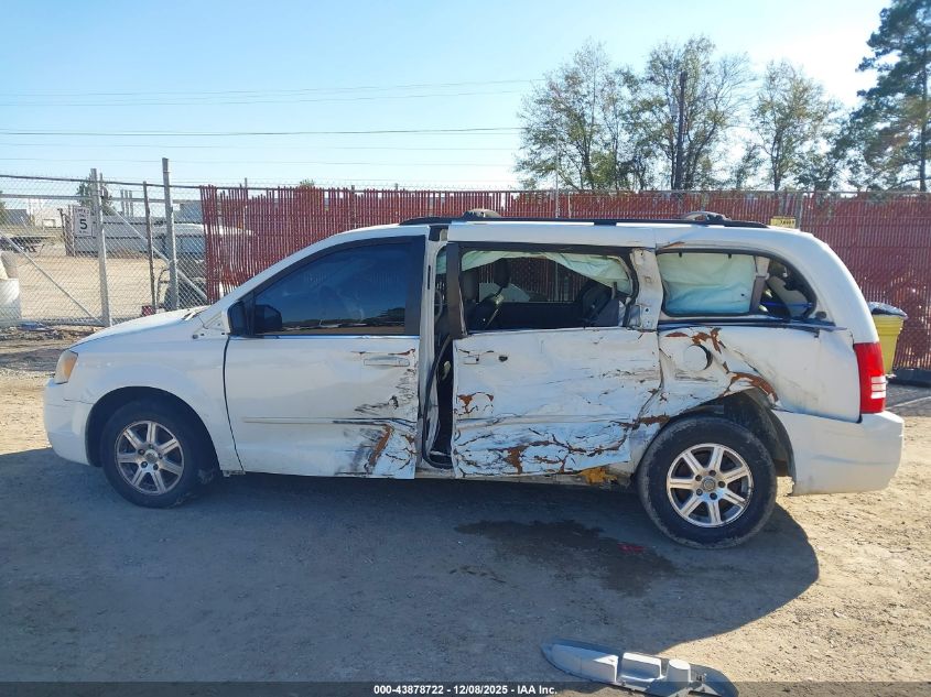 2008 Chrysler Town & Country Touring VIN: 2A8HR54P08R143473 Lot: 43878722