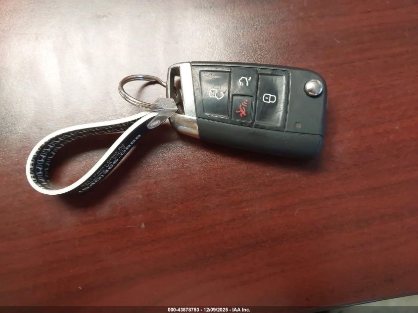 2016 Volkswagen Golf Gti Autobahn W/Performance Package 4-Door VIN: 3VW547AU9GM055121 Lot: 43878753