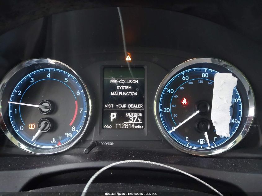 2018 Toyota Corolla Le VIN: 5YFBURHE5JP755752 Lot: 43878756