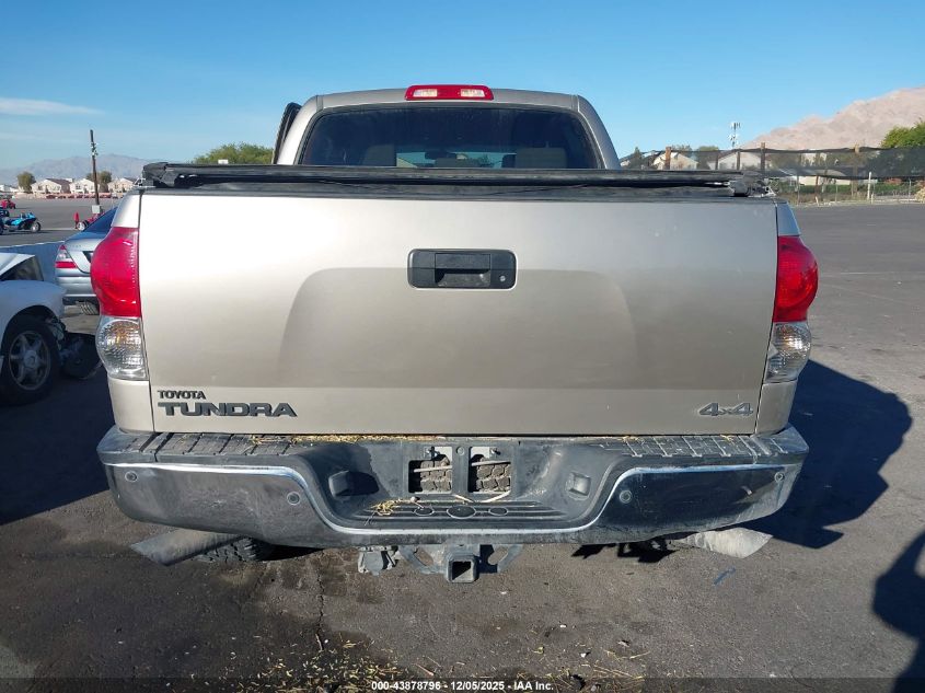 2008 Toyota Tundra Sr5 5.7L V8 VIN: 5TFDV54188X036640 Lot: 43878796