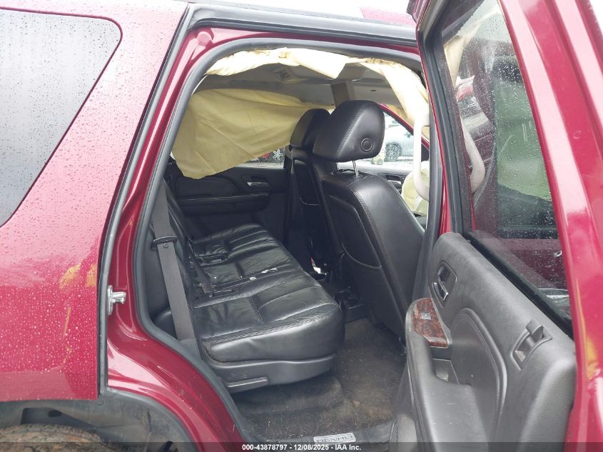 2007 GMC Yukon Denali VIN: 1GKFK638X7J240738 Lot: 43878797