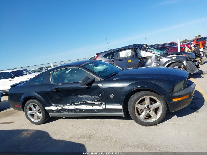 2009 Ford Mustang V6/V6 Premium VIN: 1ZVHT80N195118706 Lot: 43878883