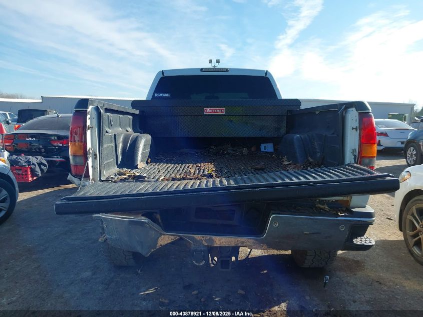 2003 GMC Sierra 2500Hd Sle VIN: 1GTHK23103F138863 Lot: 43878921