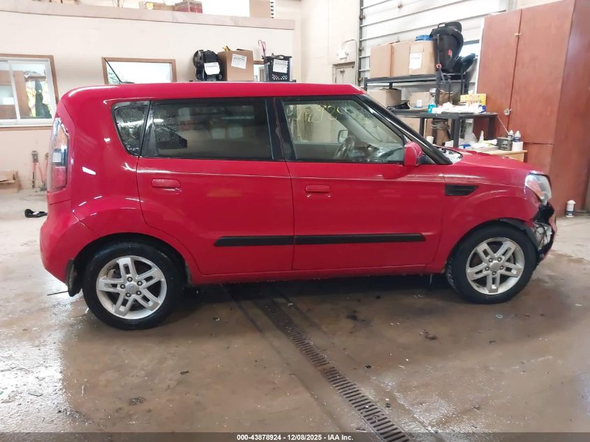 2010 Kia Soul + VIN: KNDJT2A23A7194233 Lot: 43878924