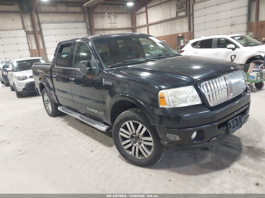 LINCOLN MARK LT 2007. Lot# 43878928. VIN 5LTPW18557FJ01770. Photo 1