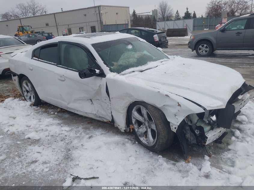 2C3CDXHG4EH330825 DODGE CHARGER Photo 1