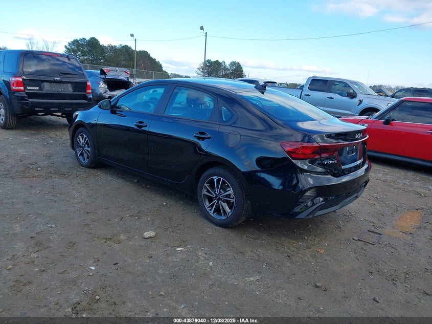 VIN 3KPF24AD1RE825837 2024 KIA FORTE LXS