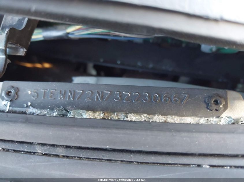 2003 Toyota Tacoma Base V6 VIN: 5TEWN72N73Z230667 Lot: 43879079