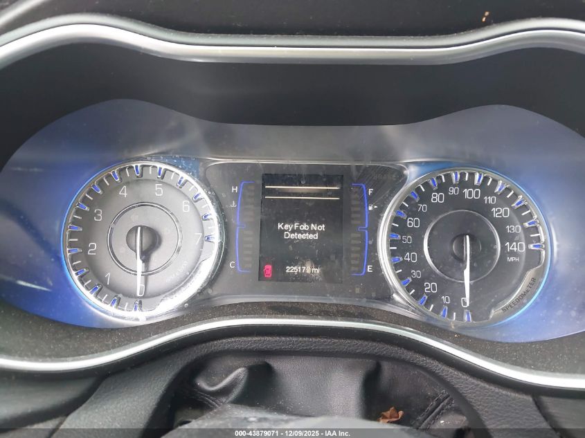 2015 Chrysler 200 Limited VIN: 1C3CCCAB3FN744696 Lot: 43879071