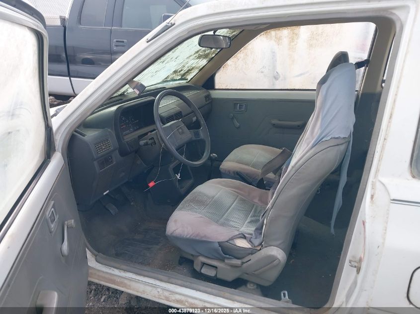 KNJPT05H0N6108429 1992 FORD FESTIVA photo no. 5