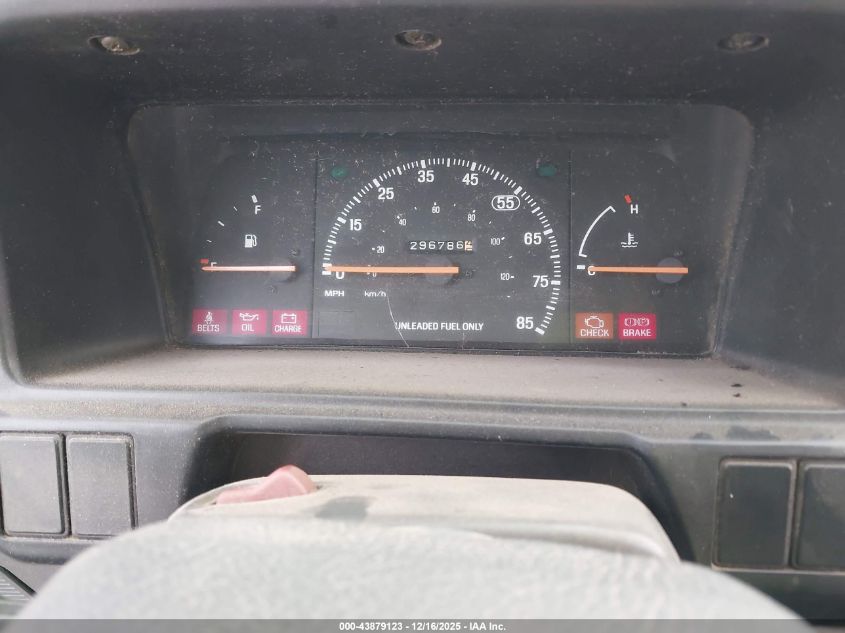 1992 Ford Festiva L VIN: KNJPT05H0N6108429 Lot: 43879123