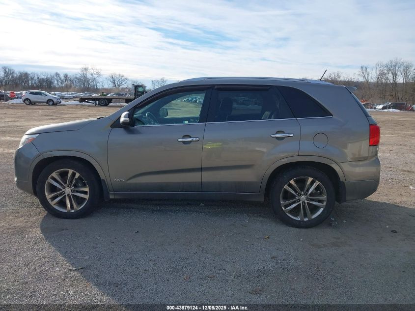 2014 Kia Sorento Limited V6 VIN: 5XYKWDA75EG438072 Lot: 43879124