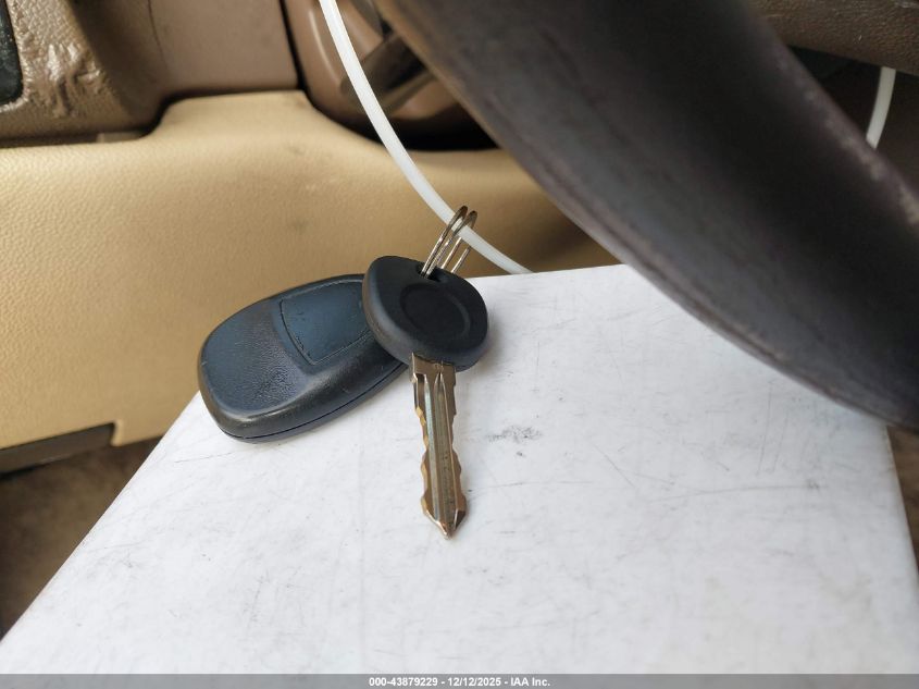 2007 GMC Yukon Sle VIN: 1GKFC13C77R308855 Lot: 43879229