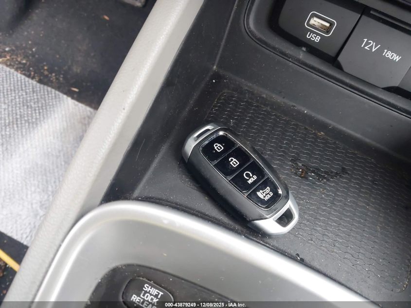 2025 Hyundai Venue Sel VIN: KMHRC8A37SU370665 Lot: 43879249