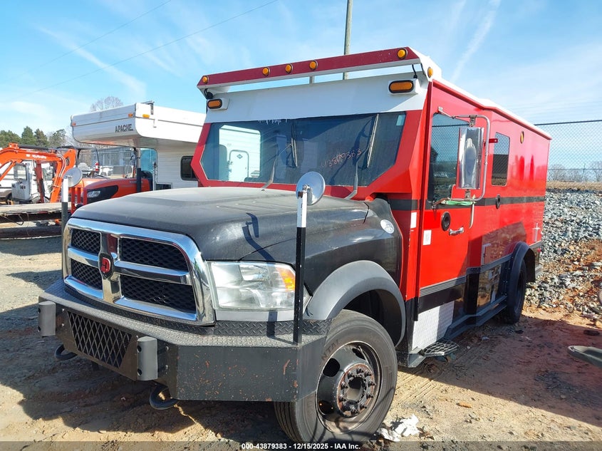 2014 RAM 5500 CHASSIS auction photo 2