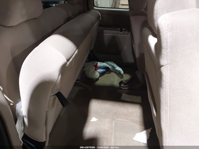 2004 Chevrolet Silverado 1500 Z71 VIN: 2GCEK19T341222061 Lot: 43879386