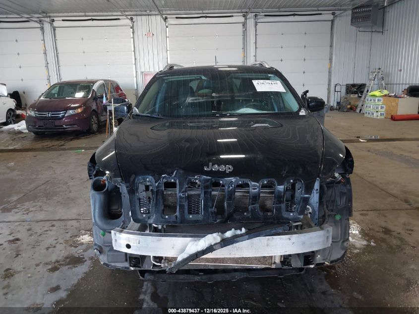 2017 Jeep Cherokee Latitude 4X4 VIN: 1C4PJMCS8HW634603 Lot: 43879437