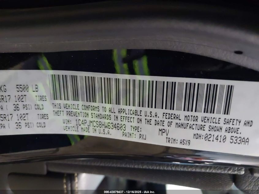 2017 Jeep Cherokee Latitude 4X4 VIN: 1C4PJMCS8HW634603 Lot: 43879437
