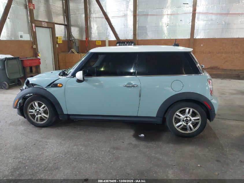 2013 Mini Hardtop Cooper VIN: WMWSU3C56DT373034 Lot: 43879499