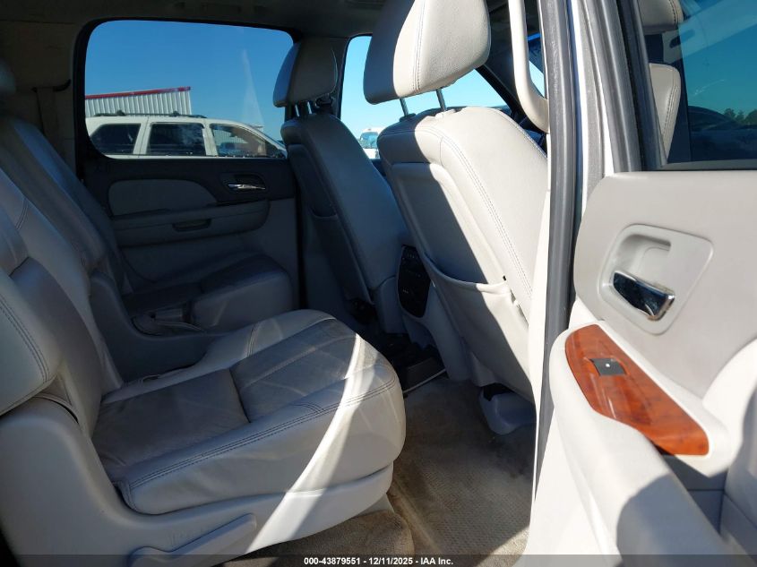 2008 Chevrolet Suburban 1500 Ltz VIN: 3GNFK16398G199785 Lot: 43879551