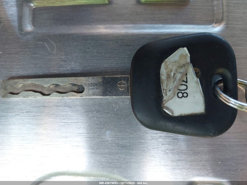 1GAZGNFG3G1177708 2016 CHEVROLET  photo no. 11