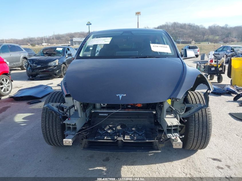 2025 Tesla Model Y Long Range Dual Motor All-Wheel Drive VIN: 7SAYGDEE6SF318500 Lot: 43879566