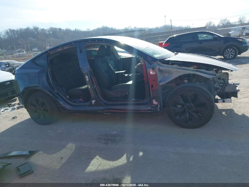 2025 Tesla Model Y Long Range Dual Motor All-Wheel Drive VIN: 7SAYGDEE6SF318500 Lot: 43879566