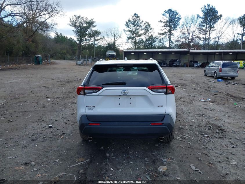 2021 Toyota Rav4 Xle/Xle Premium VIN: 2T3W1RFV6MC140796 Lot: 43879788