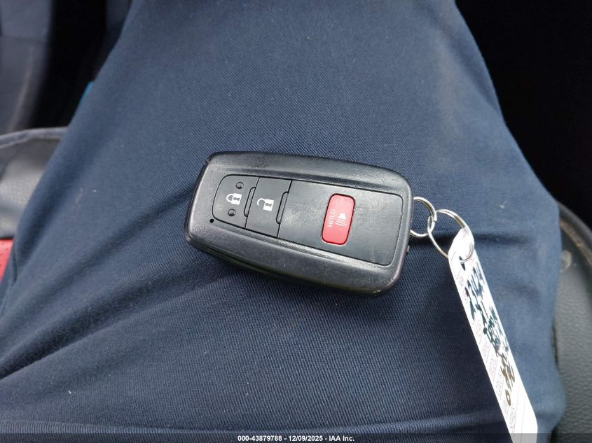 2021 Toyota Rav4 Xle/Xle Premium VIN: 2T3W1RFV6MC140796 Lot: 43879788