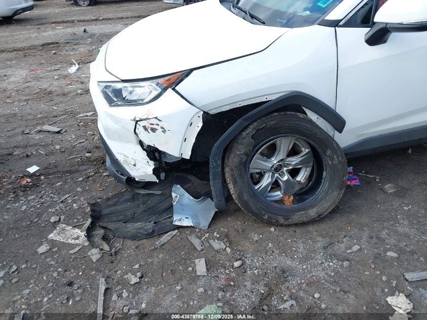 2021 Toyota Rav4 Xle/Xle Premium VIN: 2T3W1RFV6MC140796 Lot: 43879788