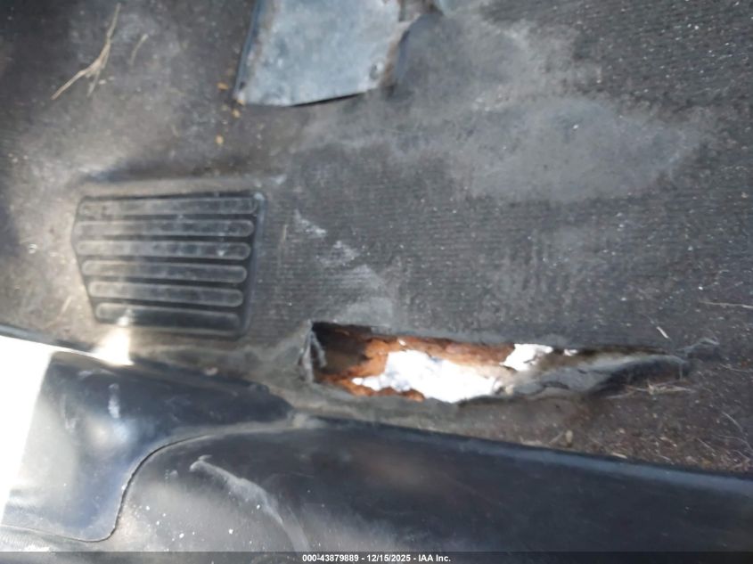 2003 Honda Cr-V Lx VIN: JHLRD78473C010994 Lot: 43879889