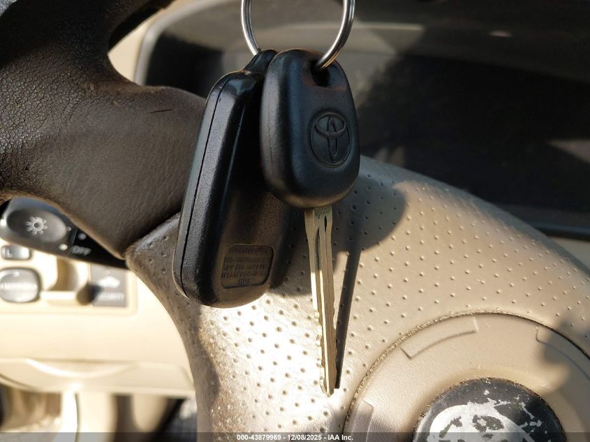 2005 Toyota Corolla Le VIN: 1NXBR32E75Z370401 Lot: 43879969